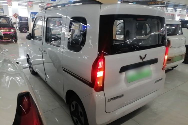 Used Wuling Zhiguang New Energy 2025 Comfort Model Rear Left 45 Deg