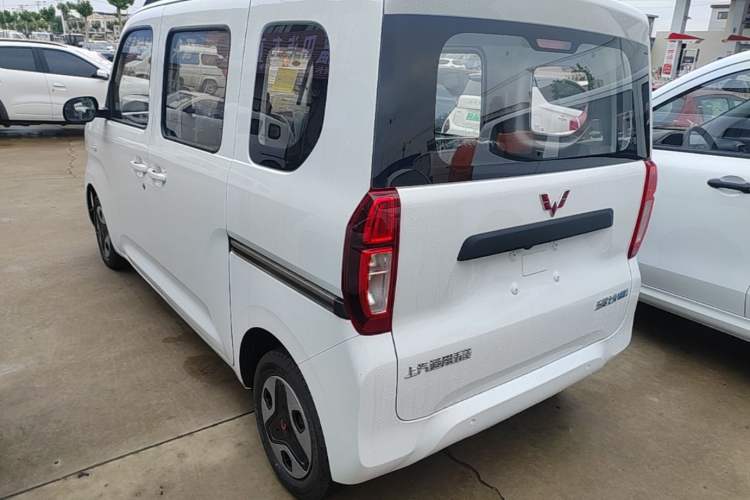 Used Wuling Zhiguang New Energy 2025 Model 305km Ambitious Edition Rear Left 45 Deg
