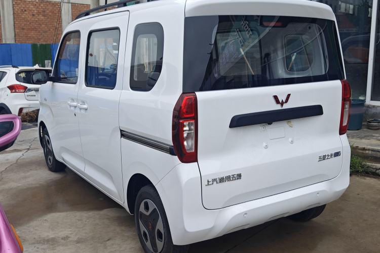 Used Wuling Zhiguang New Energy 2025 Model 305km Ambitious Edition Rear Left 45 Deg