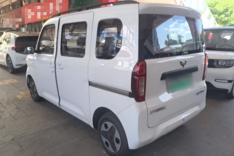 Used Wuling Zhiguang New Energy 2025 Model 305km Ambitious Edition Rear Left 45 Deg
