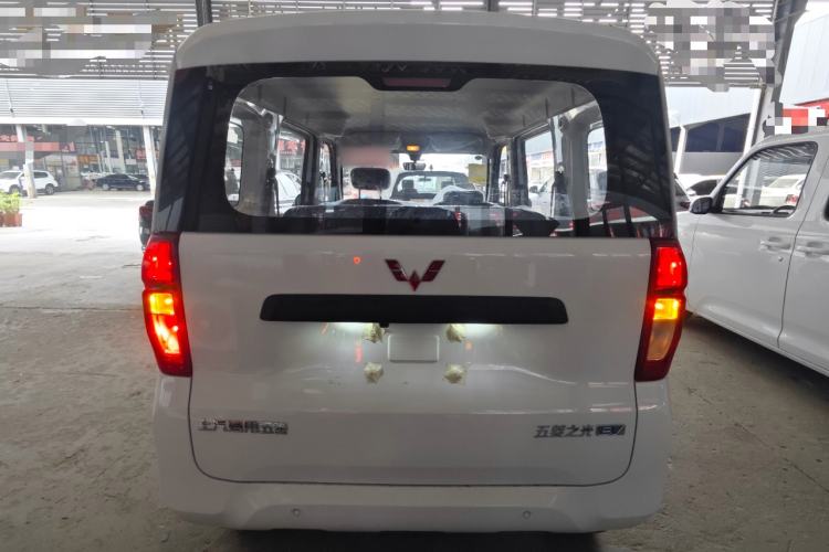 Used Wuling Zhiguang New Energy 2025 Model 305km Ambitious Edition Rear