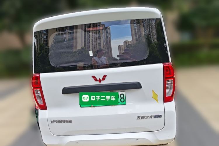 Used Wuling Zhiguang New Energy 2025 Model 305km Ambitious Edition Rear