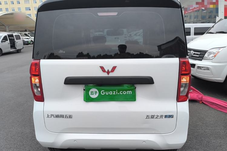 Used Wuling Zhiguang New Energy 2025 Model 305km Ambitious Edition Rear