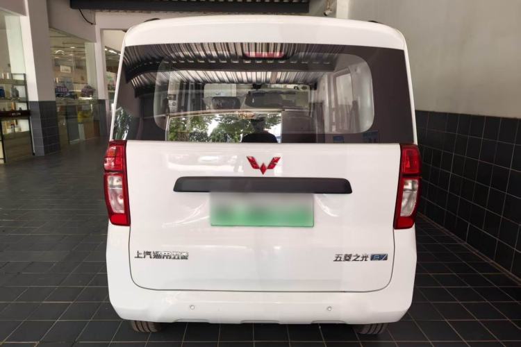 Used Wuling Zhiguang New Energy 2025 Model 305km Ambitious Edition Rear