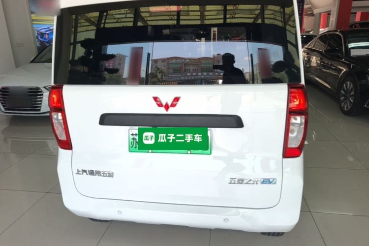 Used Wuling Zhiguang New Energy 2025 Model 305km Ambitious Edition Rear