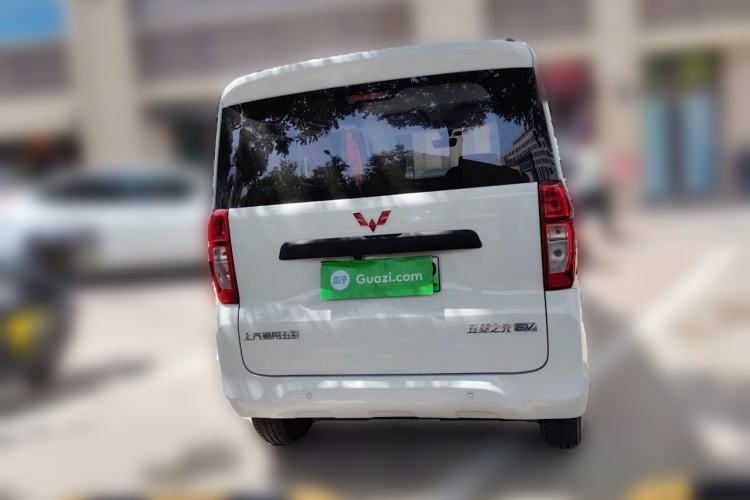 Used Wuling Zhiguang New Energy 2025 Model 305km Ambitious Edition Rear