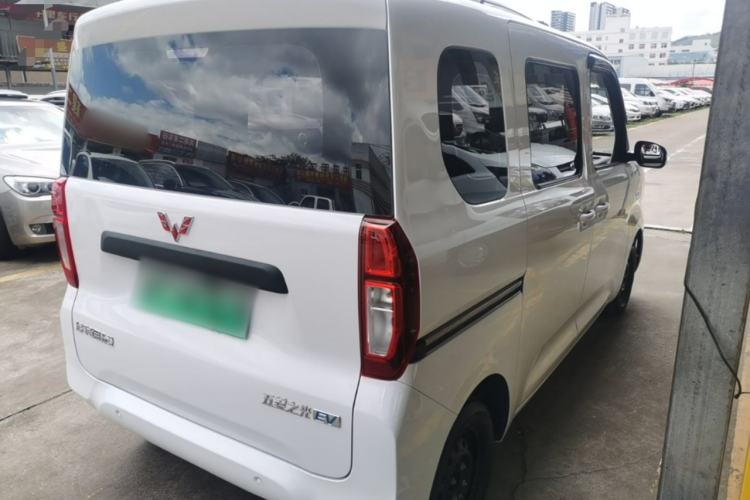 Used Wuling Zhiguang New Energy 2025 Standard Model Rear Right 45 Deg