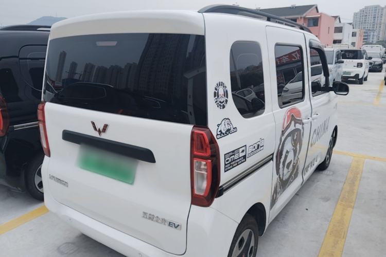 Used Wuling Zhiguang New Energy 2025 Model 305km Ambitious Edition Rear Right 45 Deg