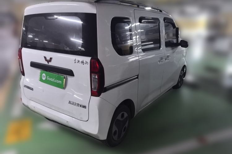 Used Wuling Zhiguang New Energy 2025 Model 305km Ambitious Edition Rear Right 45 Deg