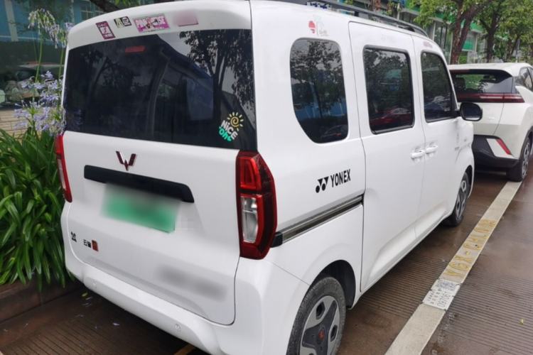 Used Wuling Zhiguang New Energy 2025 Comfort Model Rear Right 45 Deg