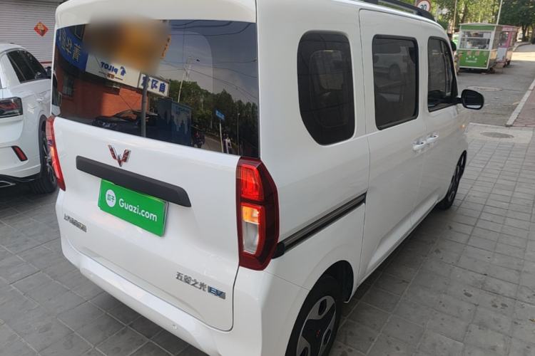 Used Wuling Zhiguang New Energy 2025 Model 305km Ambitious Edition Rear Right 45 Deg