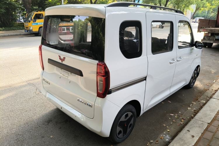 Used Wuling Zhiguang New Energy 2025 Comfort Model Rear Right 45 Deg