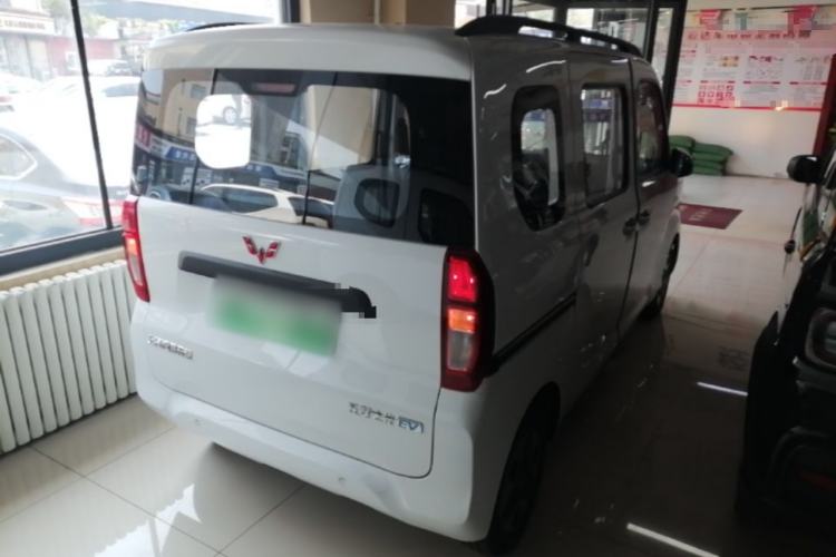 Used Wuling Zhiguang New Energy 2025 Comfort Model Rear Right 45 Deg