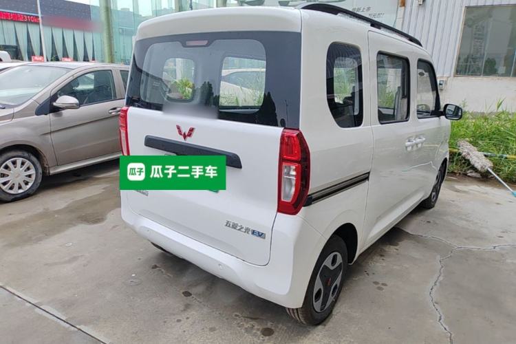 Used Wuling Zhiguang New Energy 2025 Model 305km Ambitious Edition Rear Right 45 Deg