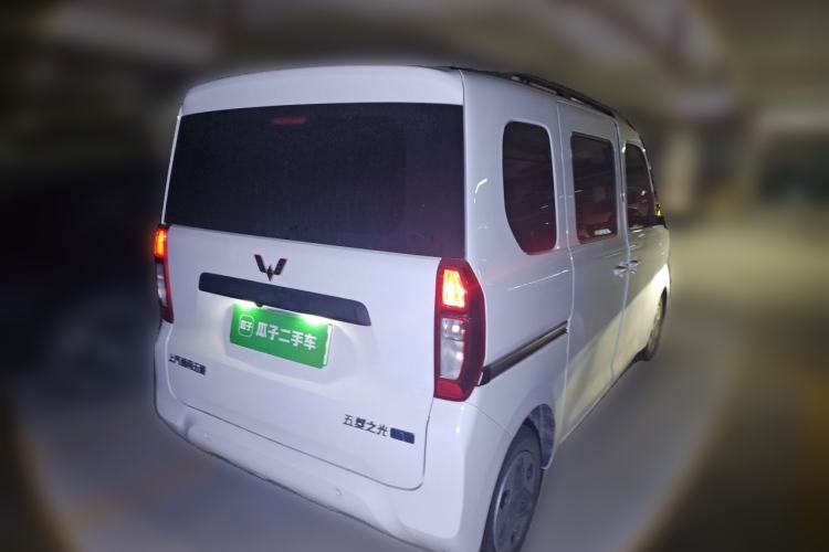 Used Wuling Zhiguang New Energy 2025 Model 305km Ambitious Edition Rear Right 45 Deg