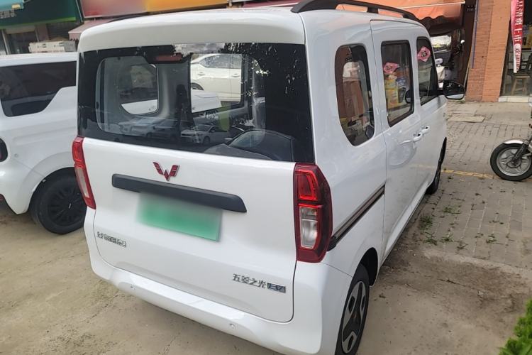 Used Wuling Zhiguang New Energy 2025 Model 305km Ambitious Edition Rear Right 45 Deg