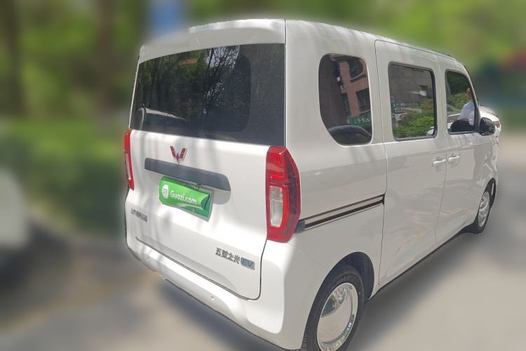Used Wuling Zhiguang New Energy 2025 Standard Model Rear Right 45 Deg
