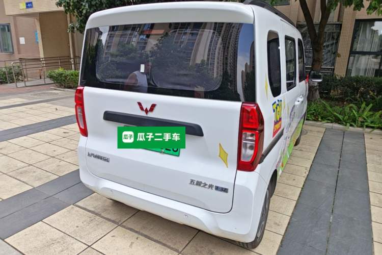 Used Wuling Zhiguang New Energy 2025 Model 305km Ambitious Edition Rear Right 45 Deg
