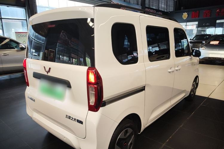 Used Wuling Zhiguang New Energy 2025 Comfort Model Rear Right 45 Deg