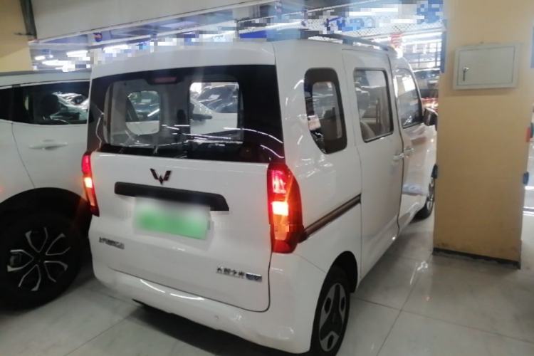 Used Wuling Zhiguang New Energy 2025 Comfort Model Rear Right 45 Deg