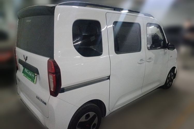 Used Wuling Zhiguang New Energy 2025 Model 305km Ambitious Edition Rear Right 45 Deg