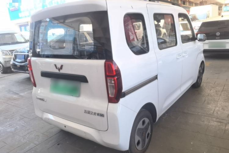Used Wuling Zhiguang New Energy 2025 Model 305km Ambitious Edition Rear Right 45 Deg
