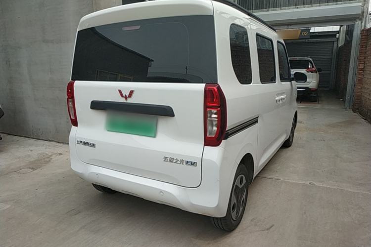 Used Wuling Zhiguang New Energy 2025 Model 305km Ambitious Edition Rear Right 45 Deg