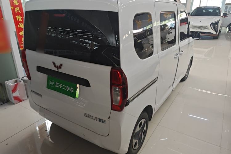 Used Wuling Zhiguang New Energy 2025 Comfort Model Rear Right 45 Deg
