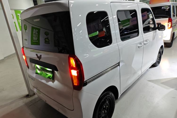 Used Wuling Zhiguang New Energy 2025 Standard Model Rear Right 45 Deg