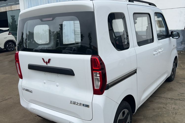 Used Wuling Zhiguang New Energy 2025 Comfort Model Rear Right 45 Deg