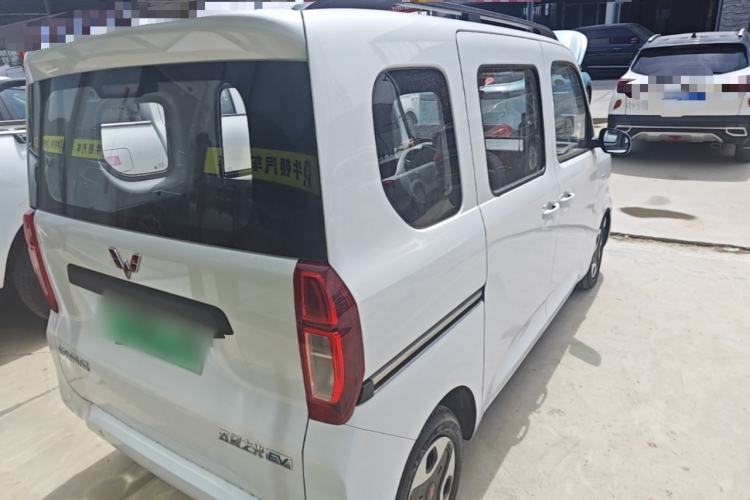 Used Wuling Zhiguang New Energy 2025 Model 305km Ambitious Edition Rear Right 45 Deg