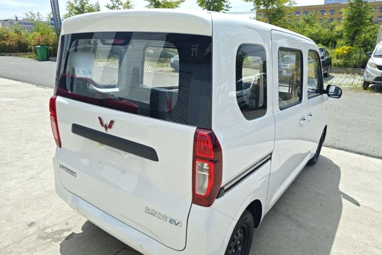 Used Wuling Zhiguang New Energy 2025 Standard Model Rear Right 45 Deg