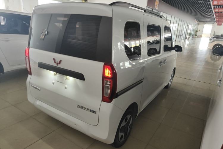 Used Wuling Zhiguang New Energy 2025 Comfort Model Rear Right 45 Deg