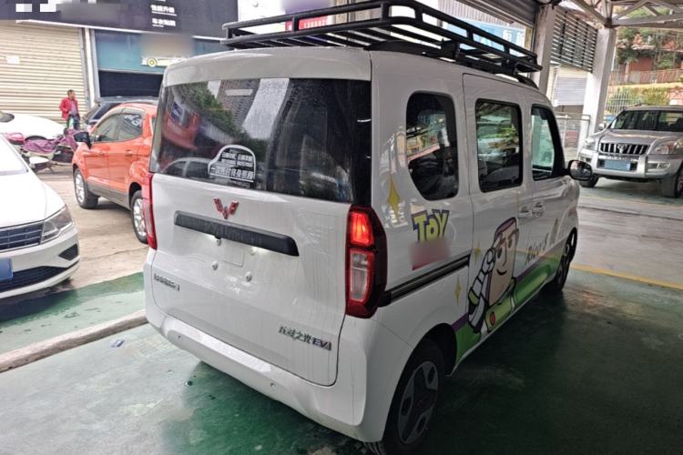 Used Wuling Zhiguang New Energy 2025 Model 305km Ambitious Edition Rear Right 45 Deg