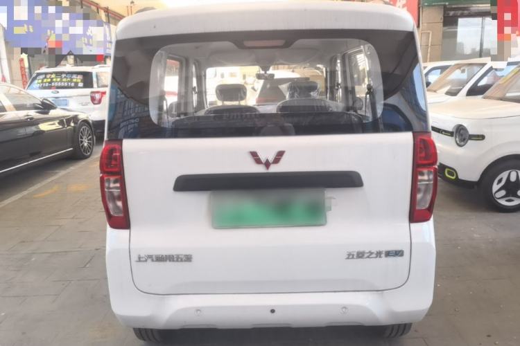Used Wuling Zhiguang New Energy 2025 Model 305km Ambitious Edition Rear