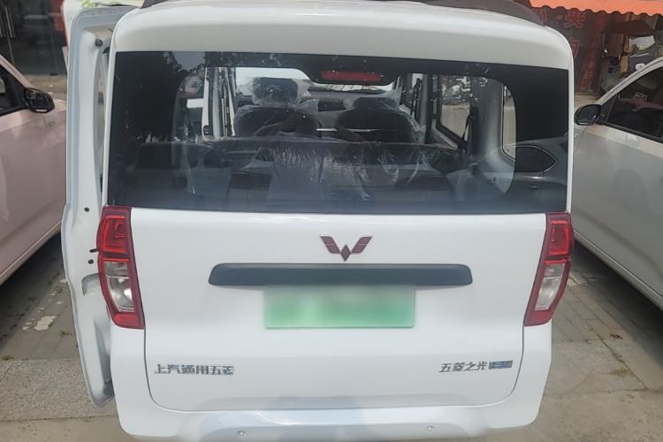 Used Wuling Zhiguang New Energy 2025 Model 305km Ambitious Edition Rear