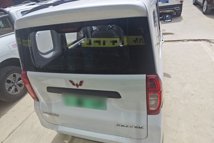 Used Wuling Zhiguang New Energy 2025 Model 305km Ambitious Edition Rear