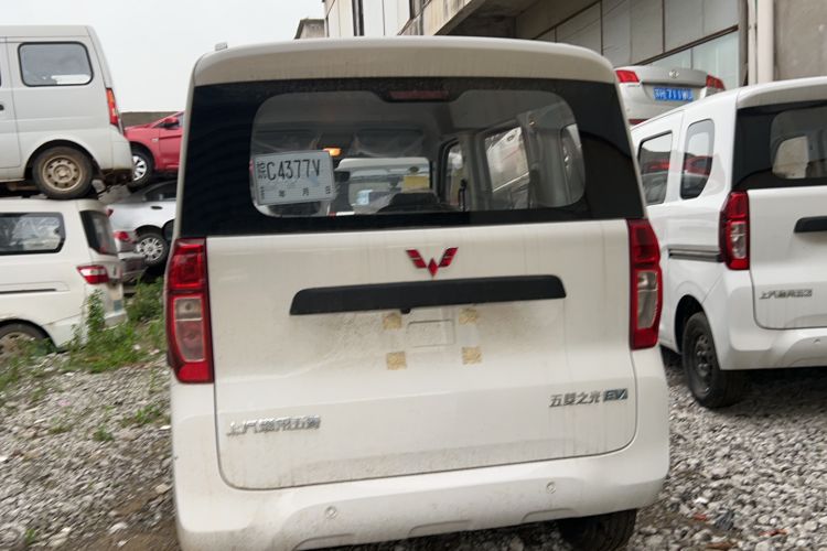 Used Wuling Zhiguang New Energy 2025 Model 305km Ambitious Edition Rear