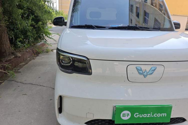 Used Wuling Zhiguang New Energy 2025 Standard Model Right Front Headlight