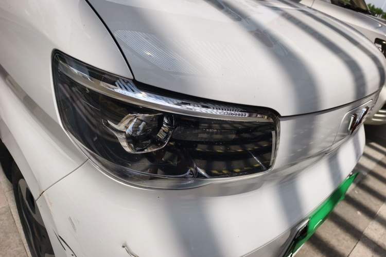 Used Wuling Zhiguang New Energy 2025 Comfort Model Right Front Headlight