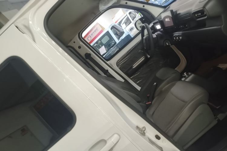 Used Wuling Zhiguang New Energy 2025 Standard Model Right Front Seat