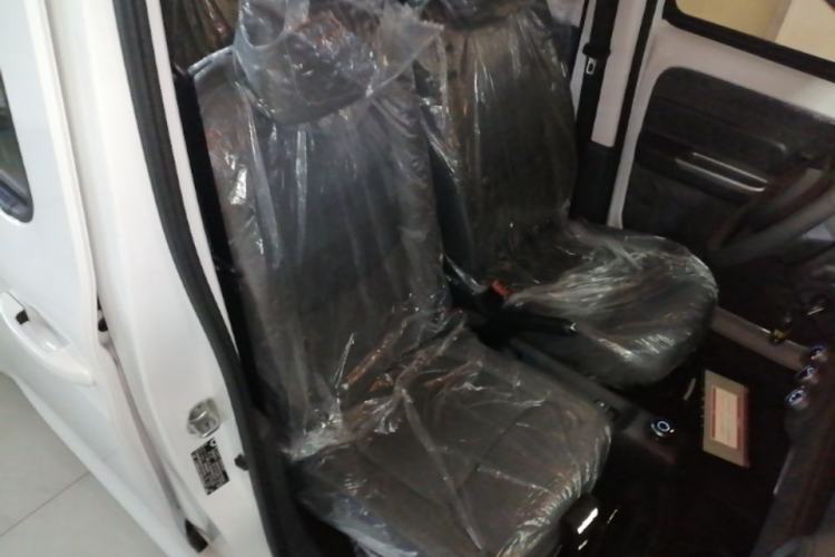 Used Wuling Zhiguang New Energy 2025 Comfort Model Right Front Seat