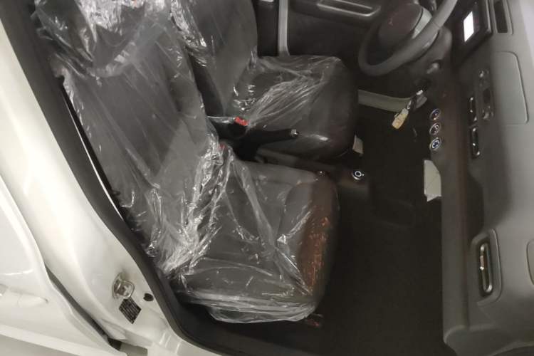 Used Wuling Zhiguang New Energy 2025 Comfort Model Right Front Seat
