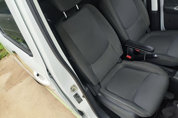 Used Wuling Zhiguang New Energy 2025 Standard Model Right Front Seat