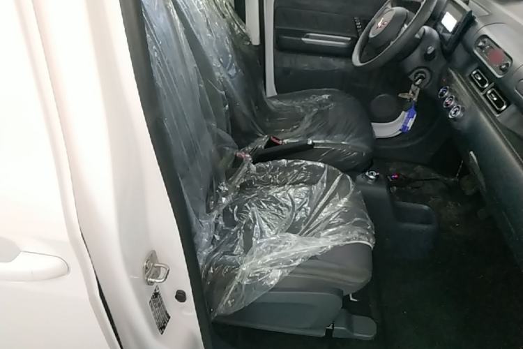 Used Wuling Zhiguang New Energy 2025 Standard Model Right Front Seat