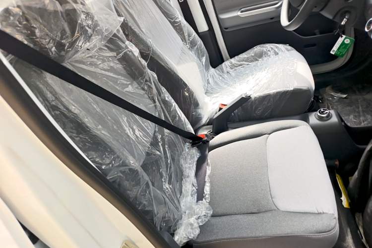 Used Wuling Zhiguang New Energy 2025 Model 305km Ambitious Edition Right Front Seat