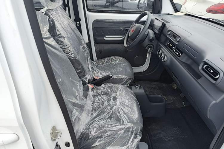 Used Wuling Zhiguang New Energy 2025 Standard Model Right Front Seat