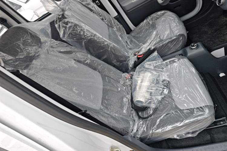 Used Wuling Zhiguang New Energy 2025 Model 305km Ambitious Edition Right Front Seat