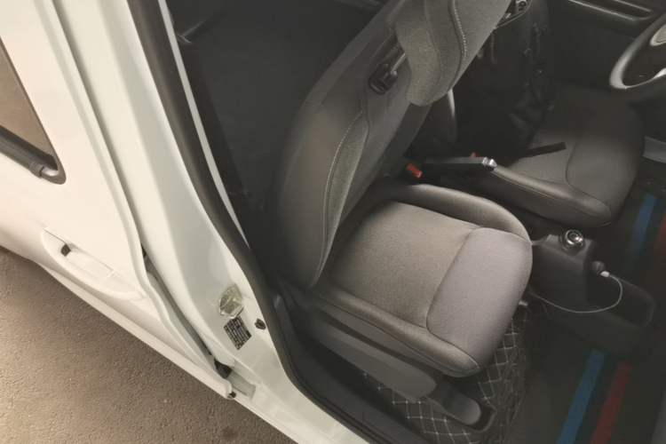 Used Wuling Zhiguang New Energy 2025 Standard Model Right Front Seat