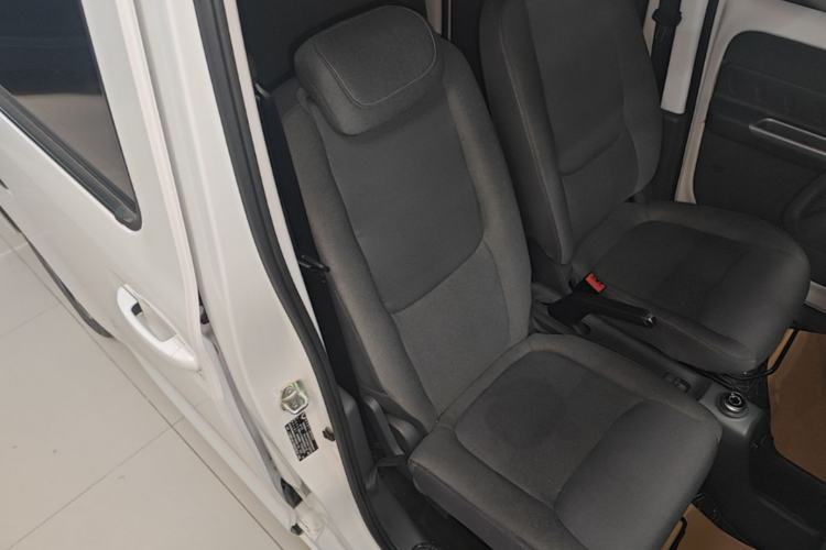 Used Wuling Zhiguang New Energy 2025 Comfort Model Right Front Seat
